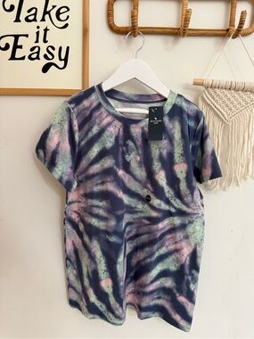 Abercrombie Kids - NWT - tie dye short sleeve tee